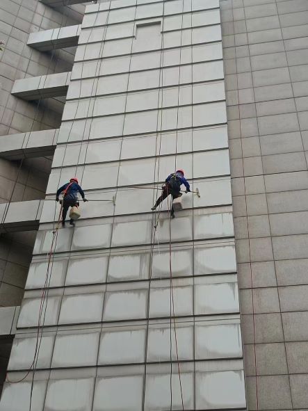 雅安高空外墙清洗